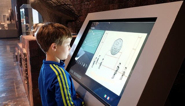 Museums-Interactive-displays