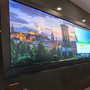 Instalasi Videowall 8x2 @ 55 inch di Bank Mandiri Surabaya